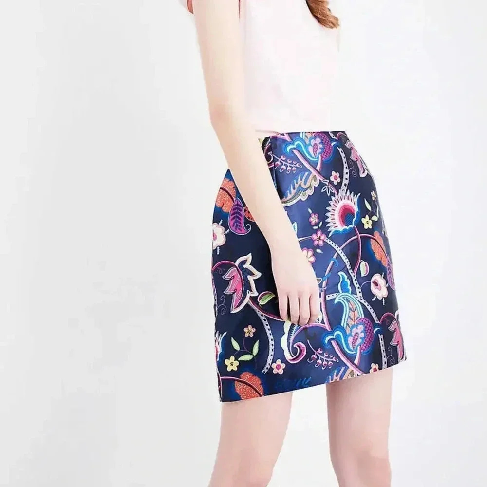 TED BAKER
Dark Blue Soonah Folk Foliage Pleat Mini Skirt size 3